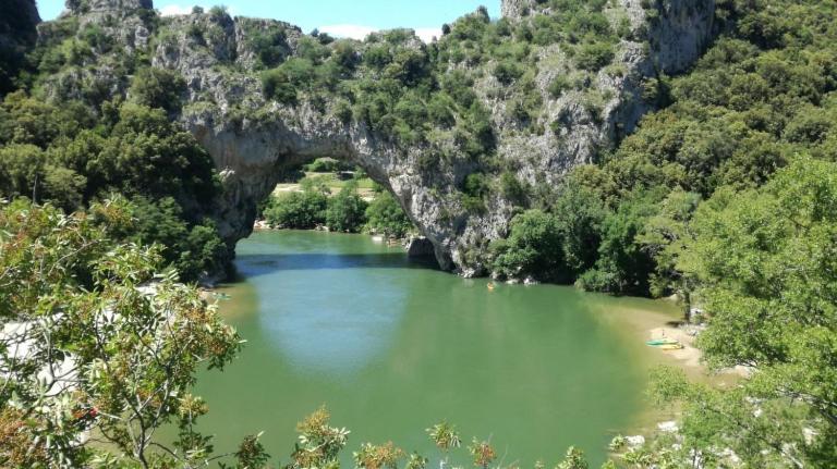 Villa Les Locs Du Grazel Ruoms Esterno foto